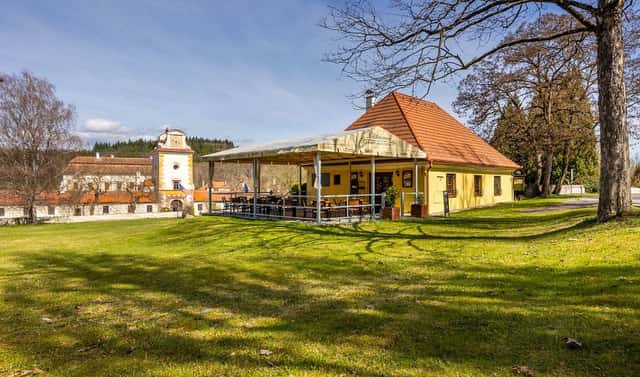 Prodej restaurace 176 m², Netolice – Petrův Dvůr, okres Prachatice