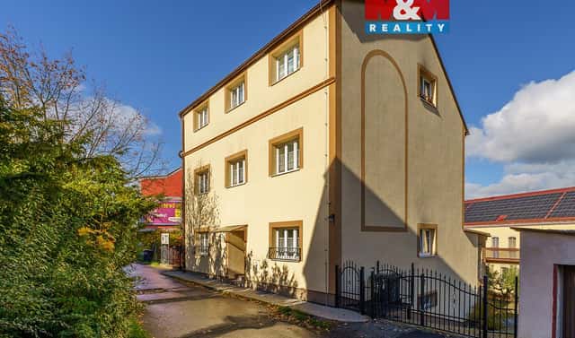 Prodej nájemního domu, činžáku 402 m², Dlouhá, Karlovy Vary – Stará Role