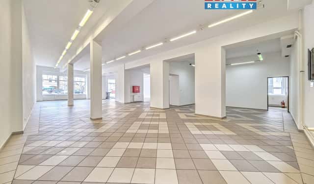 Pronájem obchodních prostor 207 m², Mírové nám., Ústí nad Orlicí