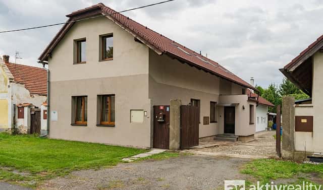 Prodej domu 257 m² s pozemkem 904 m², Liblice, okres Mělník