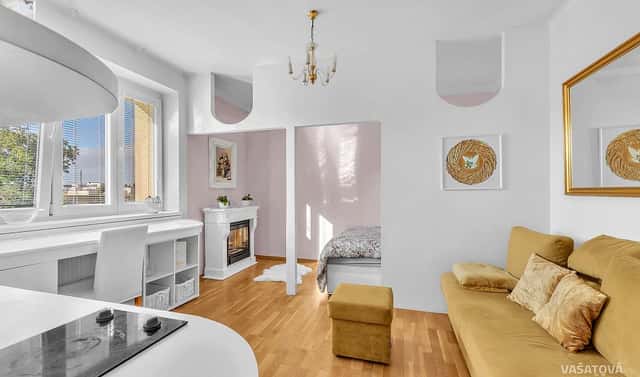Pronájem bytu 1+kk 28 m², Dvorská, Hradec Králové – Svobodné Dvory