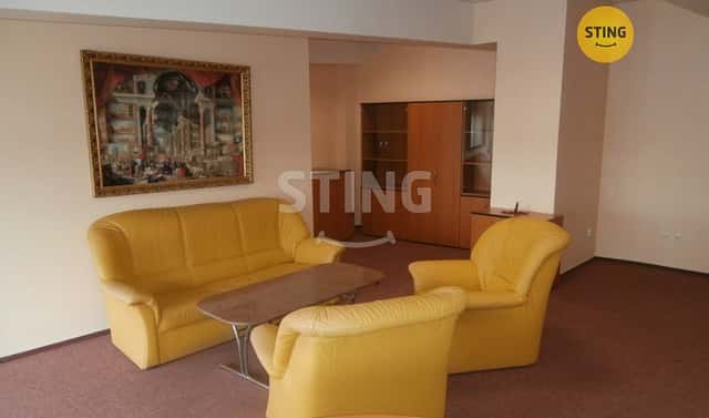 Pronájem kanceláře 412 m², Těšínská, Opava – Předměstí