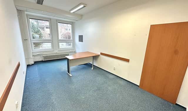 Pronájem kanceláře 22 m², Jiráskova, Vsetín