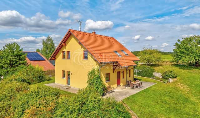 Prodej domu 145 m² s pozemkem 1 823 m², Slunečná, Ondřejov – Turkovice, okres Praha-východ