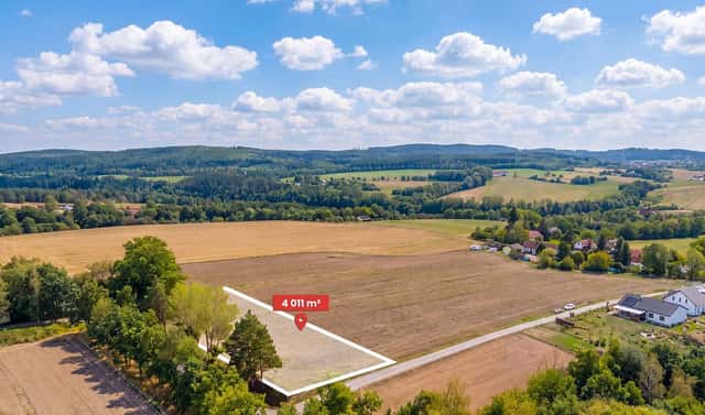 Prodej stavebního pozemku 4 011 m², Chrášťany, okres České Budějovice