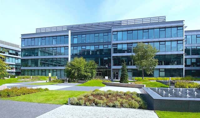 Pronájem kanceláře 1 047 m², Vestec, okres Praha-západ