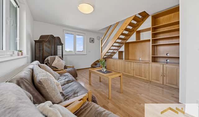 Pronájem bytu 3+kk 100 m², Vršní, Praha 8 – Kobylisy