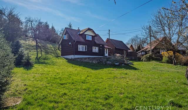 Prodej chaty/chalupy 87 m² s pozemkem 2 247 m², Lužná, okres Vsetín