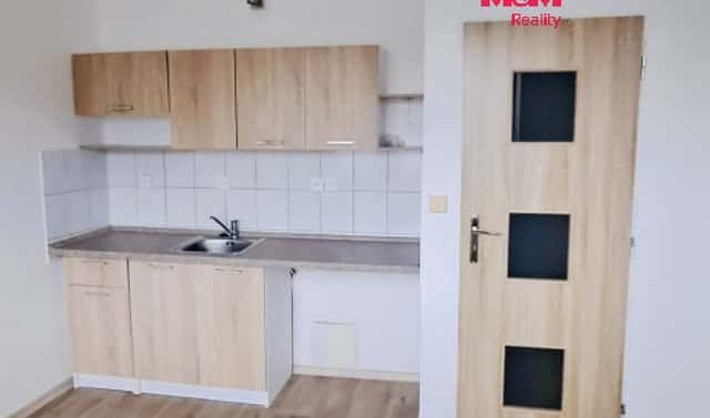 Pronájem bytu 1+kk 19 m², Kamenická, Děčín – Děčín II-Nové Město