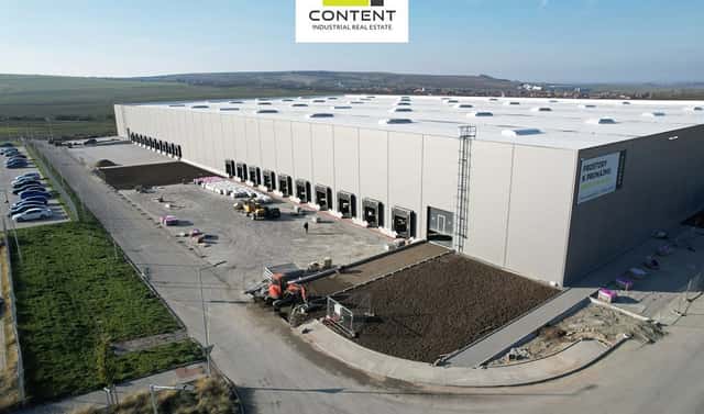 Pronájem výrobních prostor 2 800 m², Starovice, okres Břeclav