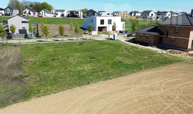 Prodej stavebního pozemku 842 m², Vysoký Újezd, okres Beroun