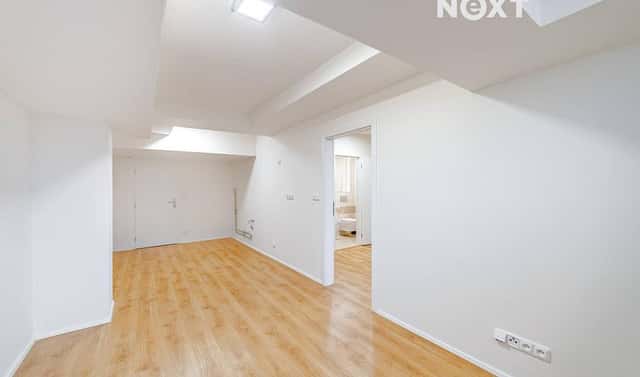 Prodej obchodních prostor 40 m², Švehlova, Praha 10 – Hostivař