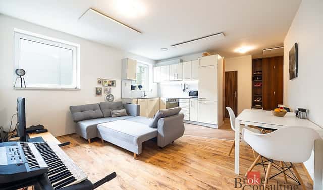 Pronájem bytu 2+kk 67 m², K Dálnici, Světice, okres Praha-východ