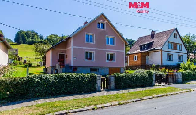 Prodej domu 233 m² s pozemkem 768 m², Lipová-lázně, okres Jeseník