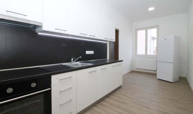 Pronájem bytu 2+1 66 m², Masarykovo náměstí, Jihlava