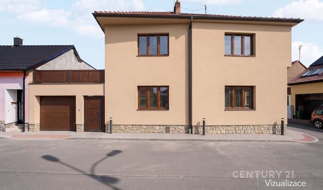 Prodej domu 236 m² s pozemkem 335 m², Čapkova, Slavkov u Brna, okres Vyškov