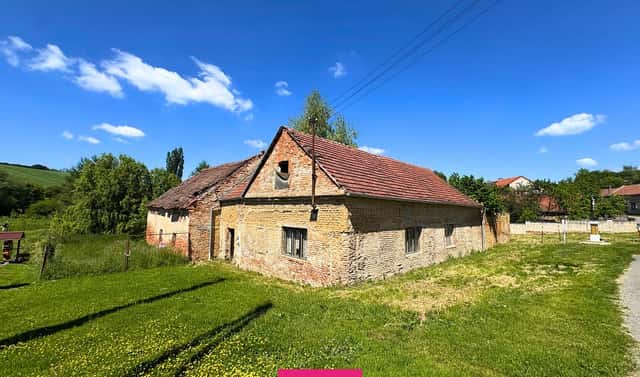 Prodej stavebního pozemku 1 590 m², Nemotice, okres Vyškov