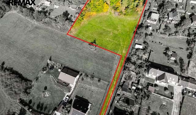 Prodej stavebního pozemku 4 000 m², Lážovice, okres Beroun