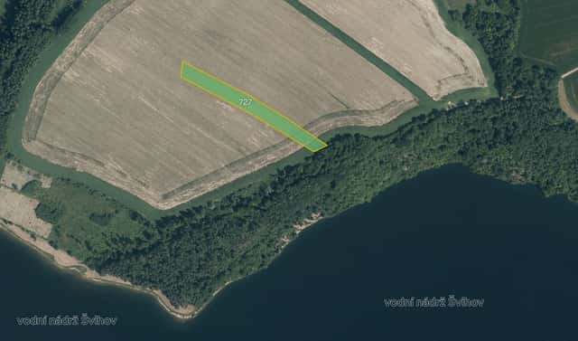 Prodej pole 5 611 m², Loket – Bezděkov, okres Benešov