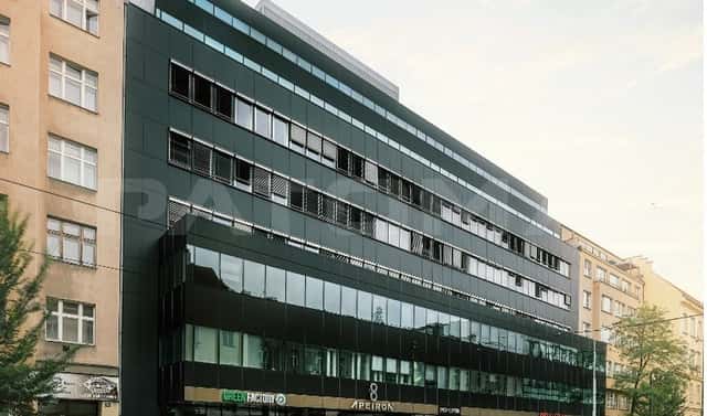 Pronájem obchodních prostor 184 m², Pobřežní, Praha 8 – Karlín