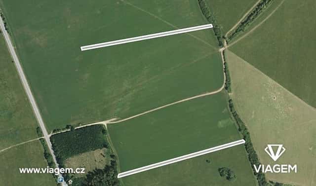 Prodej pole 2 453 m², Horní Němčí, okres Uherské Hradiště