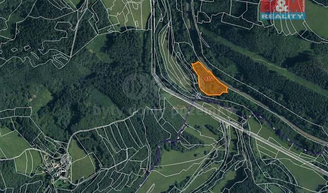 Prodej lesa 8 547 m², Lužná, okres Vsetín