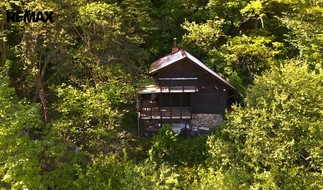 Prodej chaty/chalupy 26 m² s pozemkem 26 m², Plasy, okres Plzeň-sever
