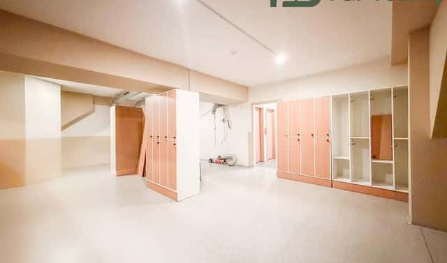 Pronájem obchodních prostor 160 m², Hodějovského, Benešov
