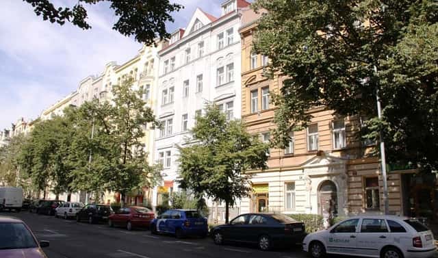 Pronájem bytu 2+1 64 m², 28. pluku, Praha 10 – Vršovice