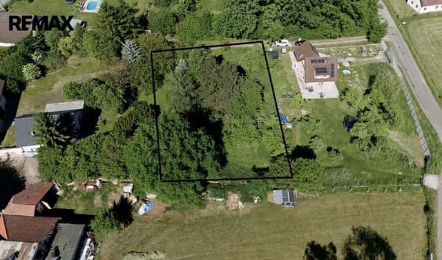 Prodej stavebního pozemku 2 354 m², Kněžmost, okres Mladá Boleslav