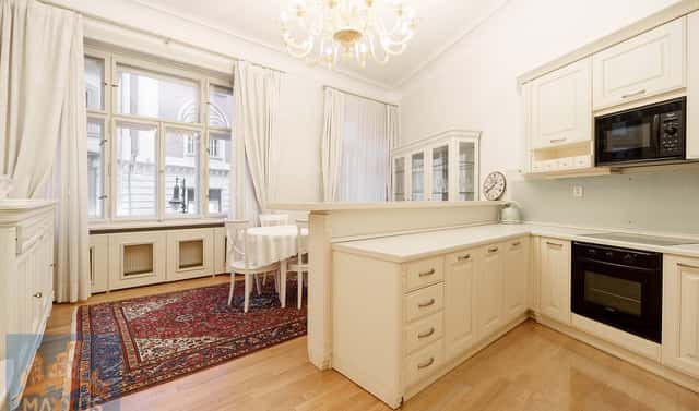 Pronájem bytu 3+kk 76 m², Truhlářská, Praha 1 – Nové Město