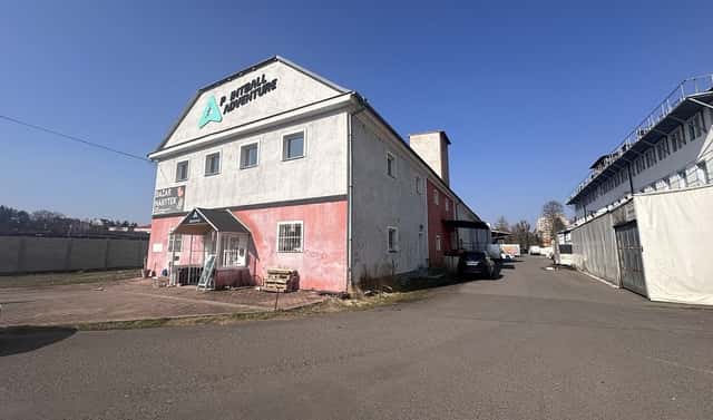 Prodej obchodních prostor 1 900 m², Sokolovská, Karlovy Vary – Rybáře