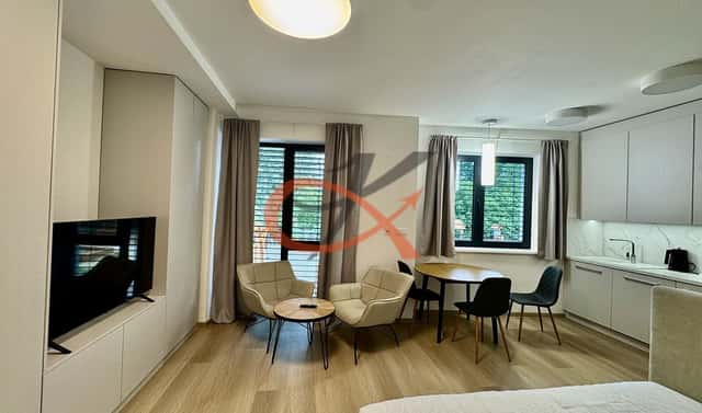 Pronájem bytu 1+kk 33 m², Nerudova, Rožnov pod Radhoštěm, okres Vsetín