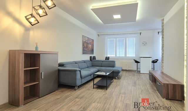 Pronájem bytu 2+kk 50 m², Resslova, Ostrava – Poruba, okres Ostrava-město