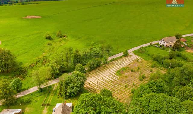 Prodej stavebního pozemku 800 m², Huzová, okres Olomouc