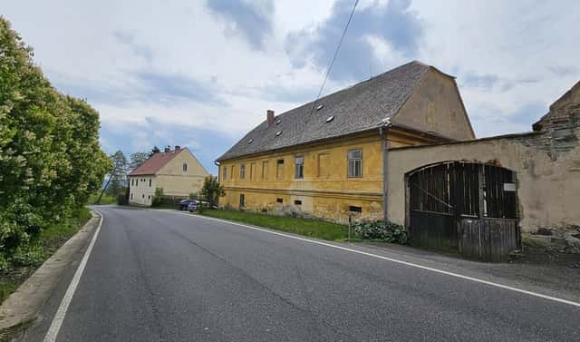 Prodej domu 800 m² s pozemkem 1 634 m², Úštěk – Dolní Vysoké, okres Litoměřice