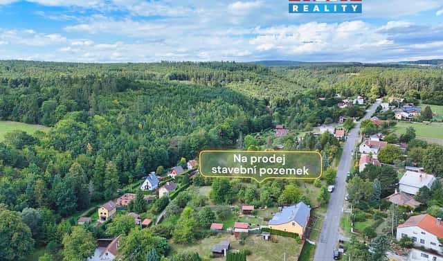 Prodej stavebního pozemku 1 303 m², Ptení, okres Prostějov
