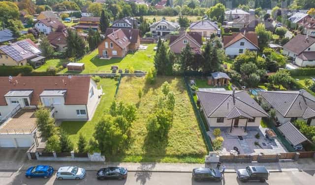 Prodej stavebního pozemku 745 m², Jesenice, okres Praha-západ