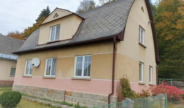 Prodej domu 220 m² s pozemkem 487 m², Kocbeře – Nové Kocbeře, okres Trutnov