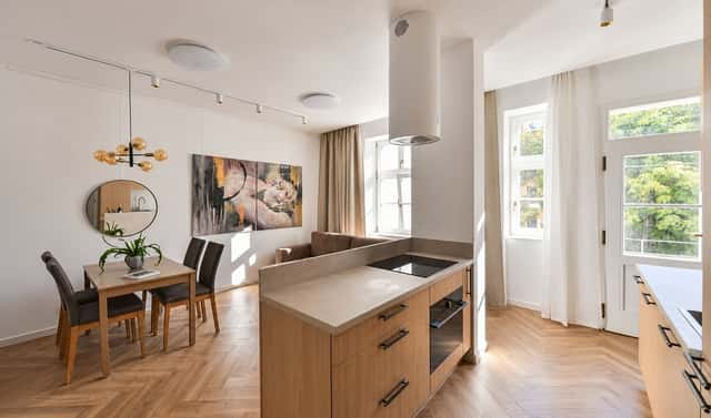 Pronájem bytu 2+kk 58 m², náměstí Dr. Václava Holého, Praha 8 – Libeň