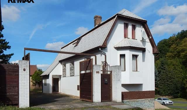 Prodej domu 160 m² s pozemkem 1 232 m², Velemín – Oparno, okres Litoměřice