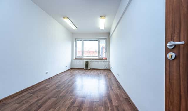 Pronájem kanceláře 15 m², Ječná, Praha 2 – Nové Město