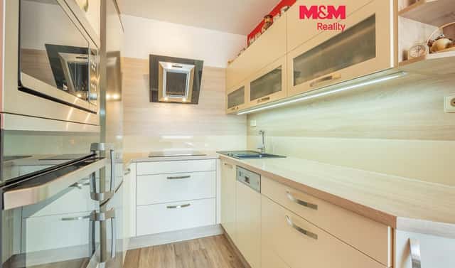 Prodej bytu 2+kk 42 m², Na Dolíkách, Slaný, okres Kladno