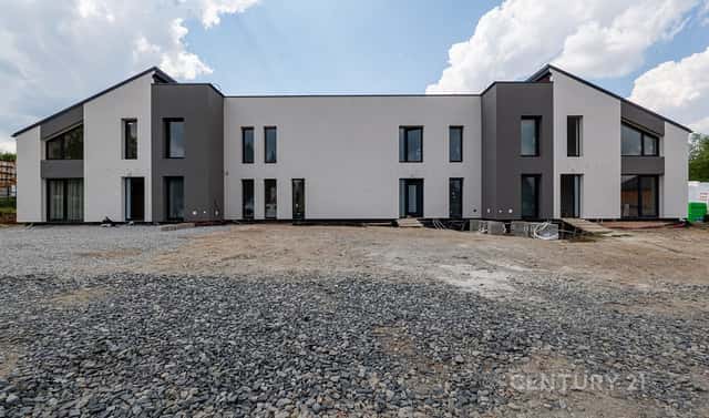 Prodej domu 179 m² s pozemkem 403 m², Kamenice, okres Praha-východ