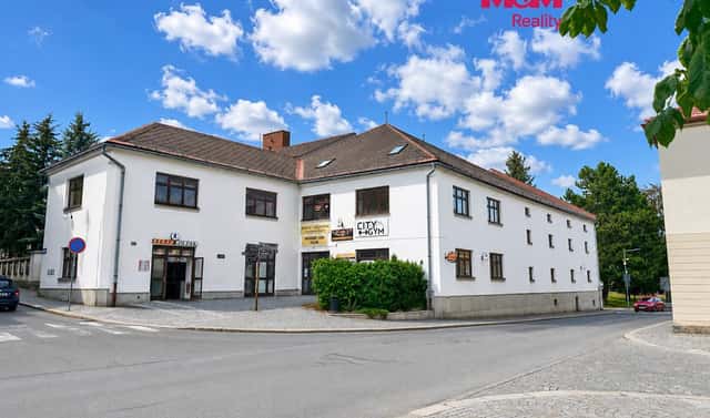 Pronájem restaurace 220 m², Vratislavovo náměstí, Nové Město na Moravě, okres Žďár nad Sázavou