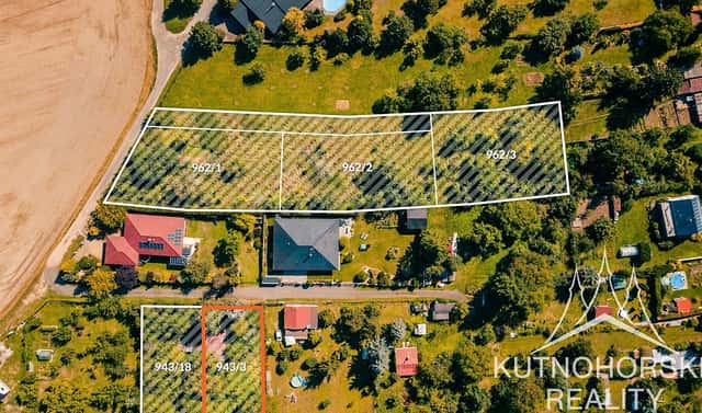 Prodej stavebního pozemku 856 m², Týnec nad Labem, okres Kolín