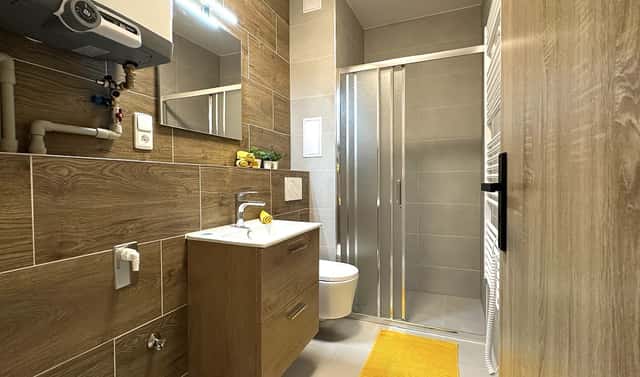 Pronájem bytu 2+kk 42 m², nám. Kpt. Otm. Chlupa, Znojmo