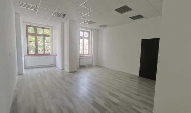 Pronájem kanceláře 87 m², Hlavní třída, Šumperk