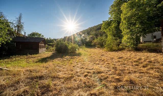 Prodej stavebního pozemku 1 062 m², Pod Strání, Beroun – Beroun-Město