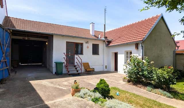 Prodej domu 93 m² s pozemkem 1 198 m², Trstěnice, okres Znojmo